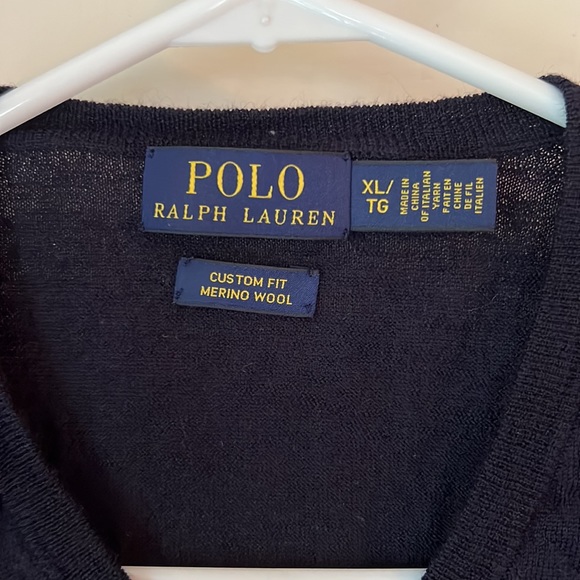 Polo Ralph Lauren merino wool navy v-neck sweater - Picture 2 of 4